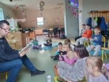 Zajęcia czytelnicze w świetlicy szkolnej