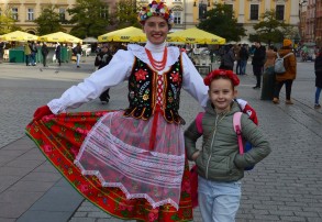 Pierwszaki z SP 16 zwiedzają Kraków